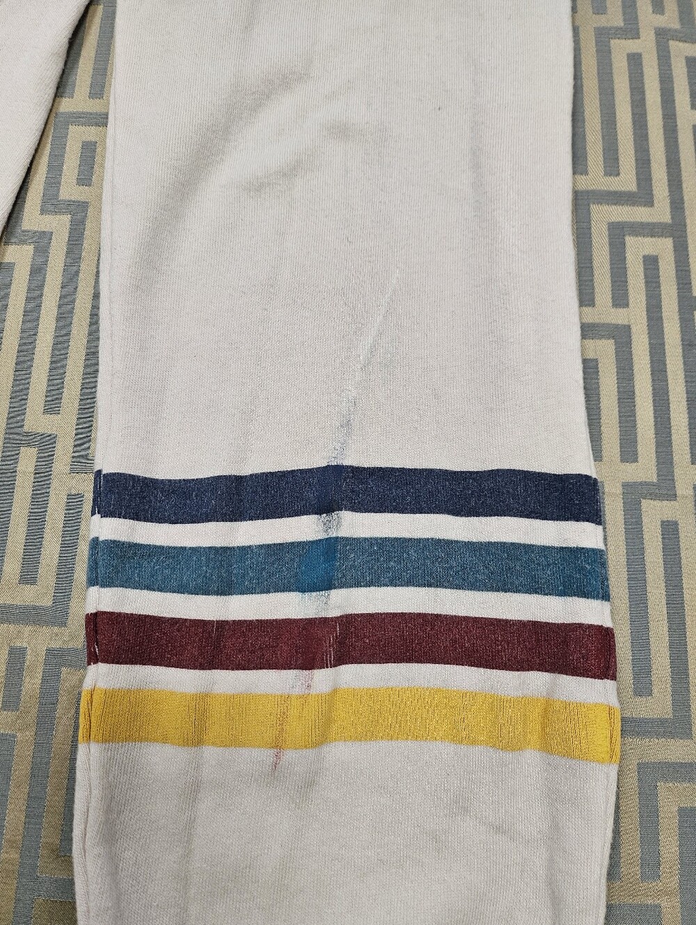 Sol Angeles Cream Sweatshirt And Joggers with Stripes Size Medium - Picture 7 of 7